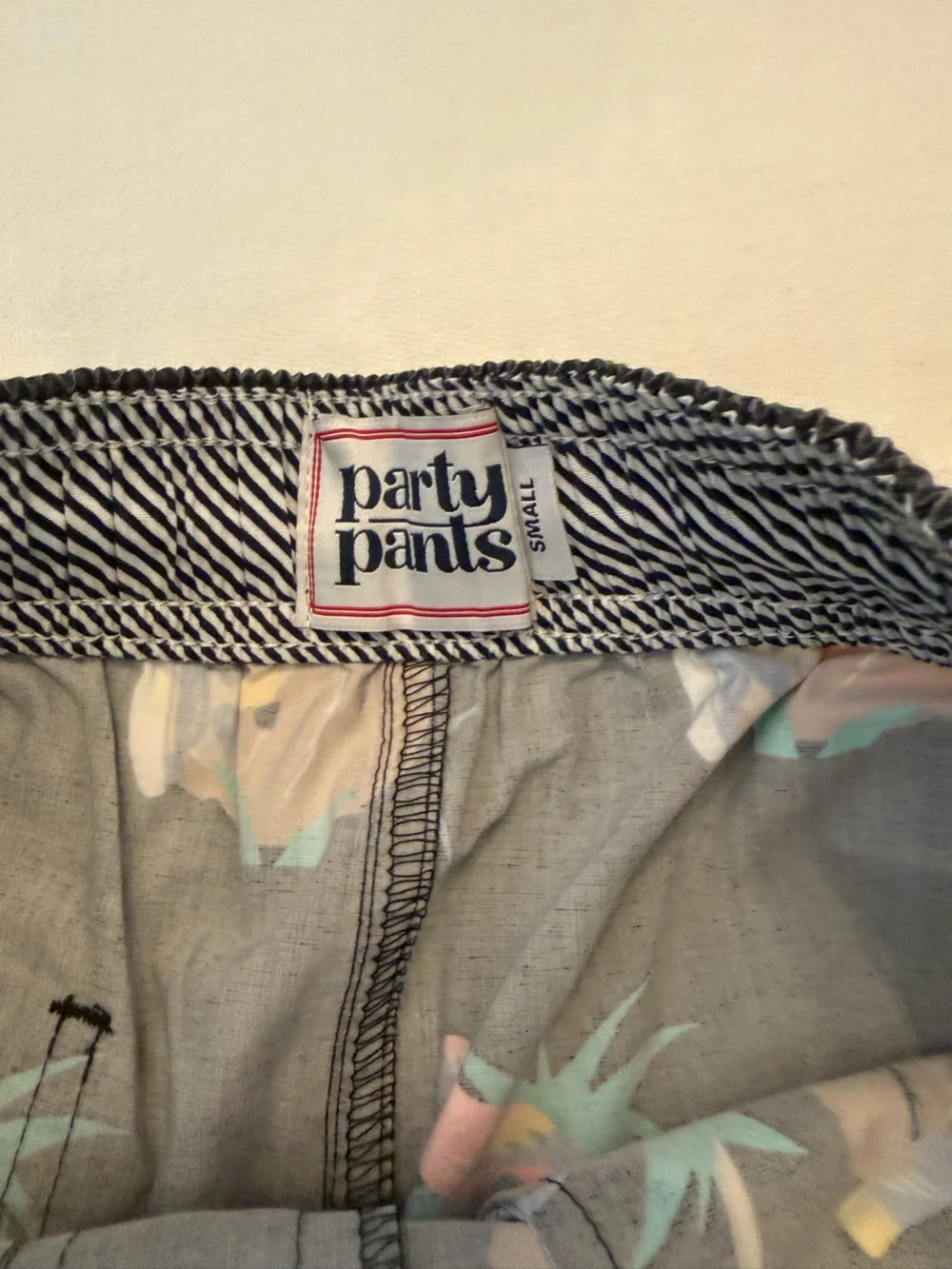 Party pants Men's Black 'Gettin Slothed' Printed Swim Trunks